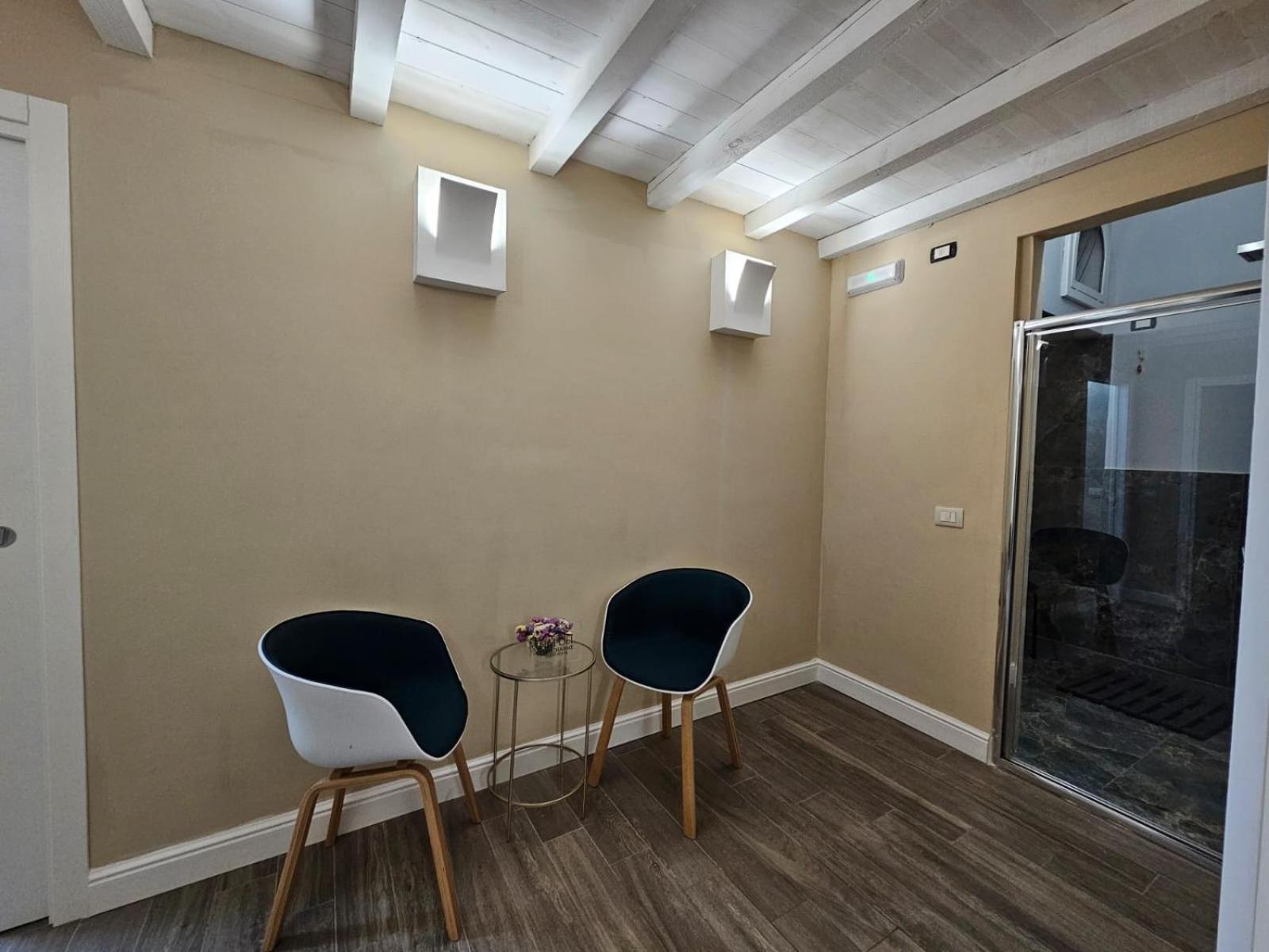 Bed and Breakfast Napoli The Charme Zewnętrze zdjęcie